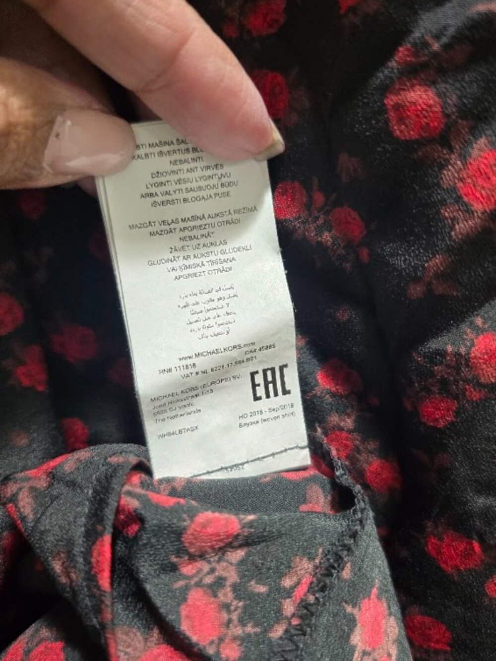 MICHAEL Michael Kors 2X Black Red Floral Zip Front Blouse Gold Hardware Plus - Picture 3 of 7